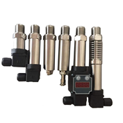 Compact pressure transmitter